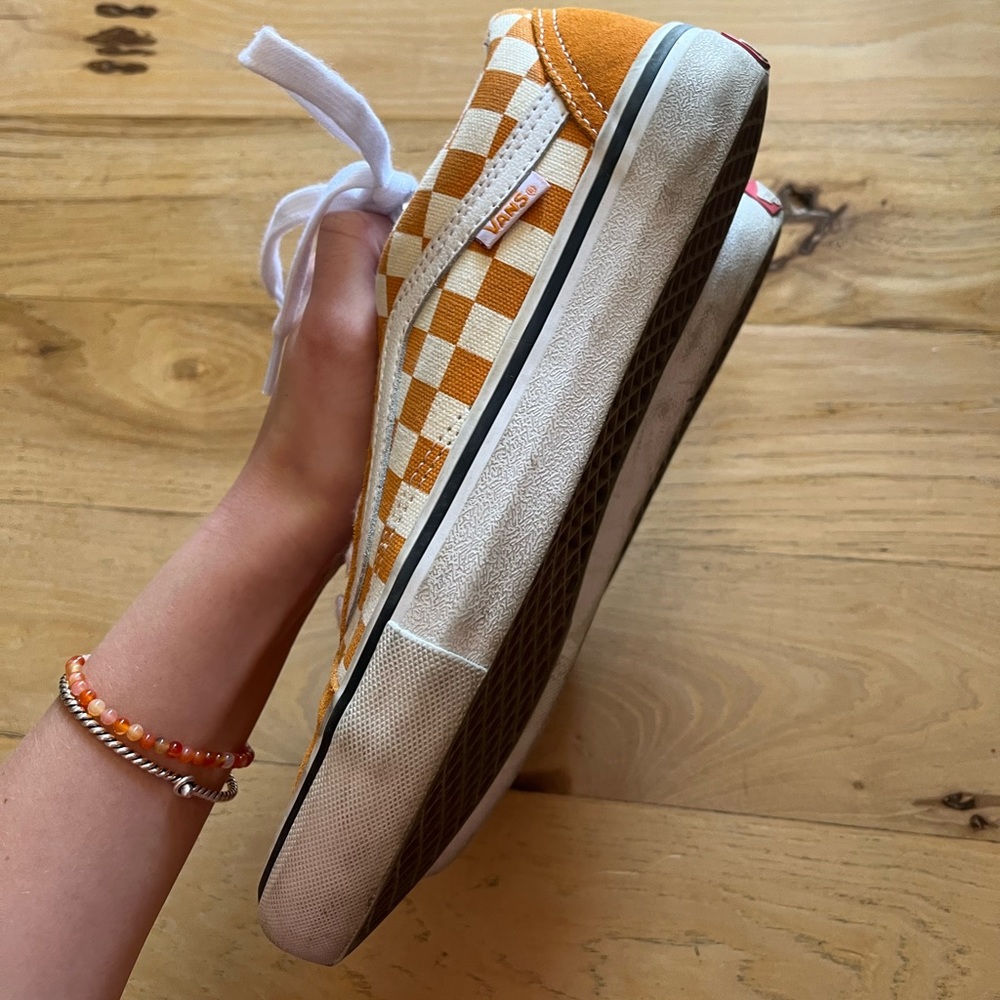 Vans!!